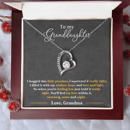 ( Almost sold out) Gift To My Lovely Granddaughter Single Heart : A Grandmother's Mother's Heartfelt Message